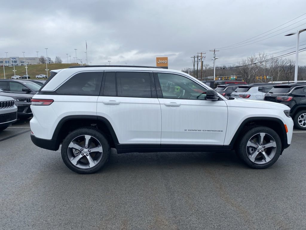 New 2026 Jeep Grand Cherokee Limited image 2
