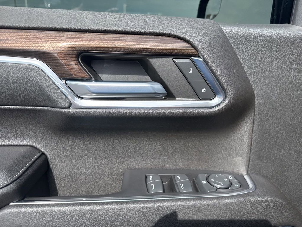 Used 2022 Chevrolet Silverado 1500 LT Trail Boss image 27