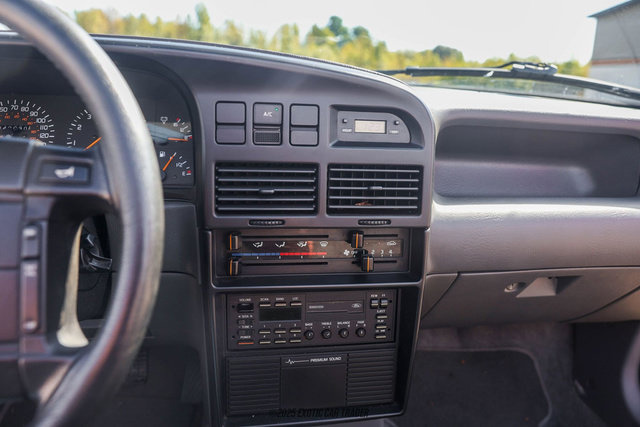 Used 1991 Mercury Capri XR2 image 28