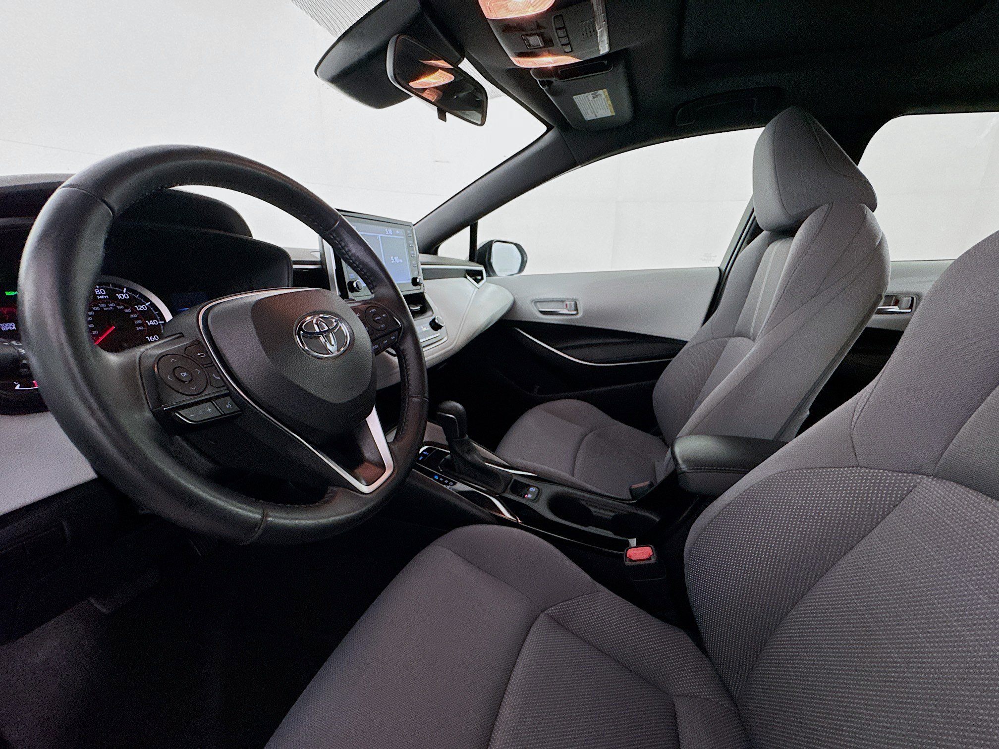 Used 2020 Toyota Corolla SE w/ SE Premium Package FWD image 20