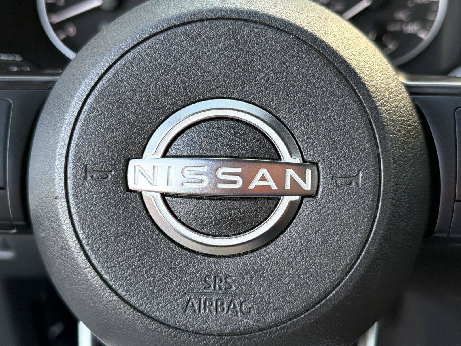 Used 2024 Nissan Rogue S AWD/4WD image 23