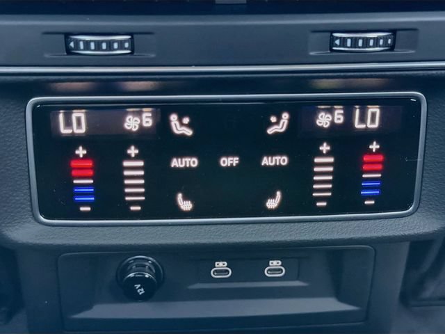 New 2026 Audi SQ8 Prestige AWD/4WD image 20