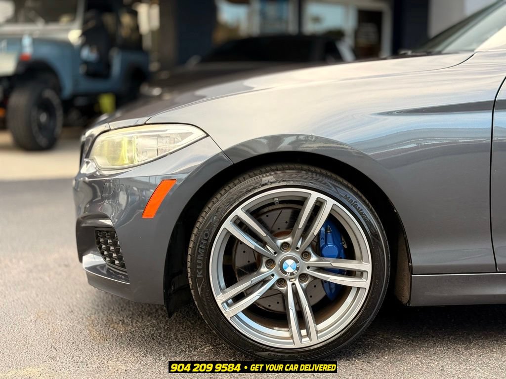 Used 2015 BMW M235i Convertible RWD image 12