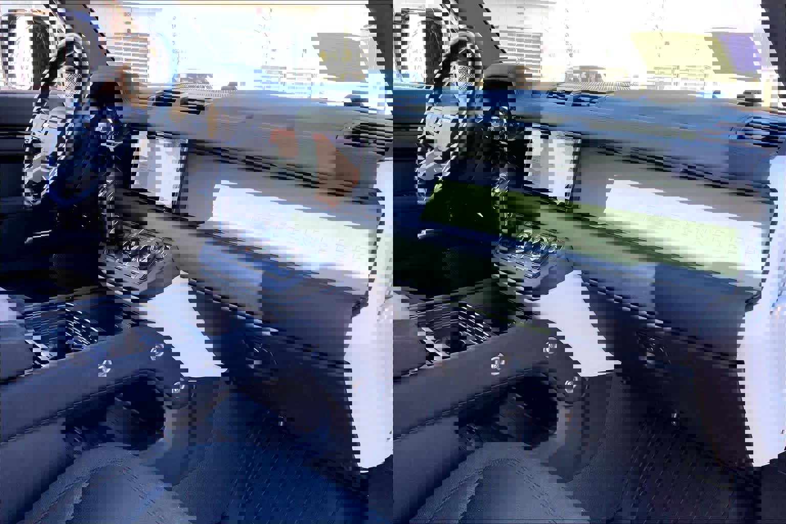 Used 2020 Land Rover Defender 110 S image 17