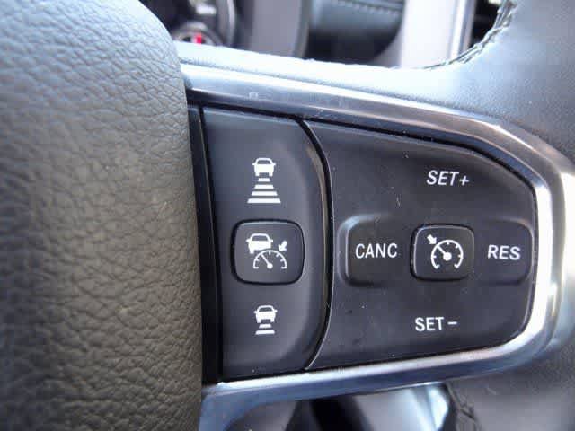 Used 2025 RAM 1500 Laramie AWD/4WD image 19