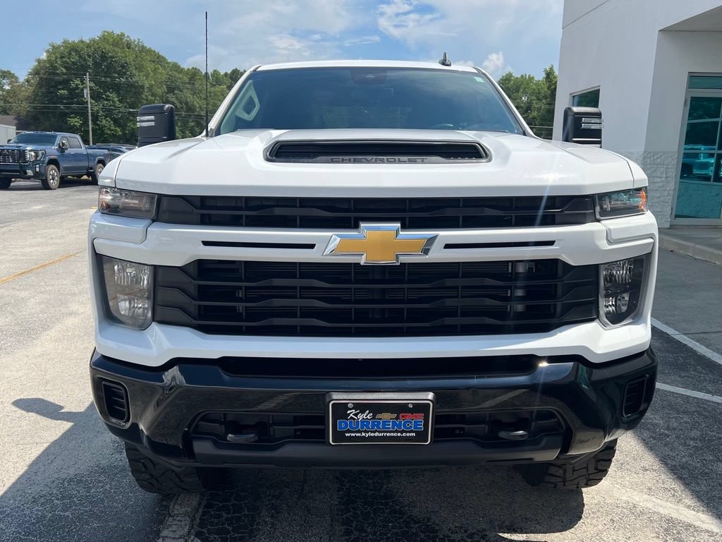 Used 2025 Chevrolet Silverado 2500 Custom w/ Custom Convenience Package AWD/4WD image 5