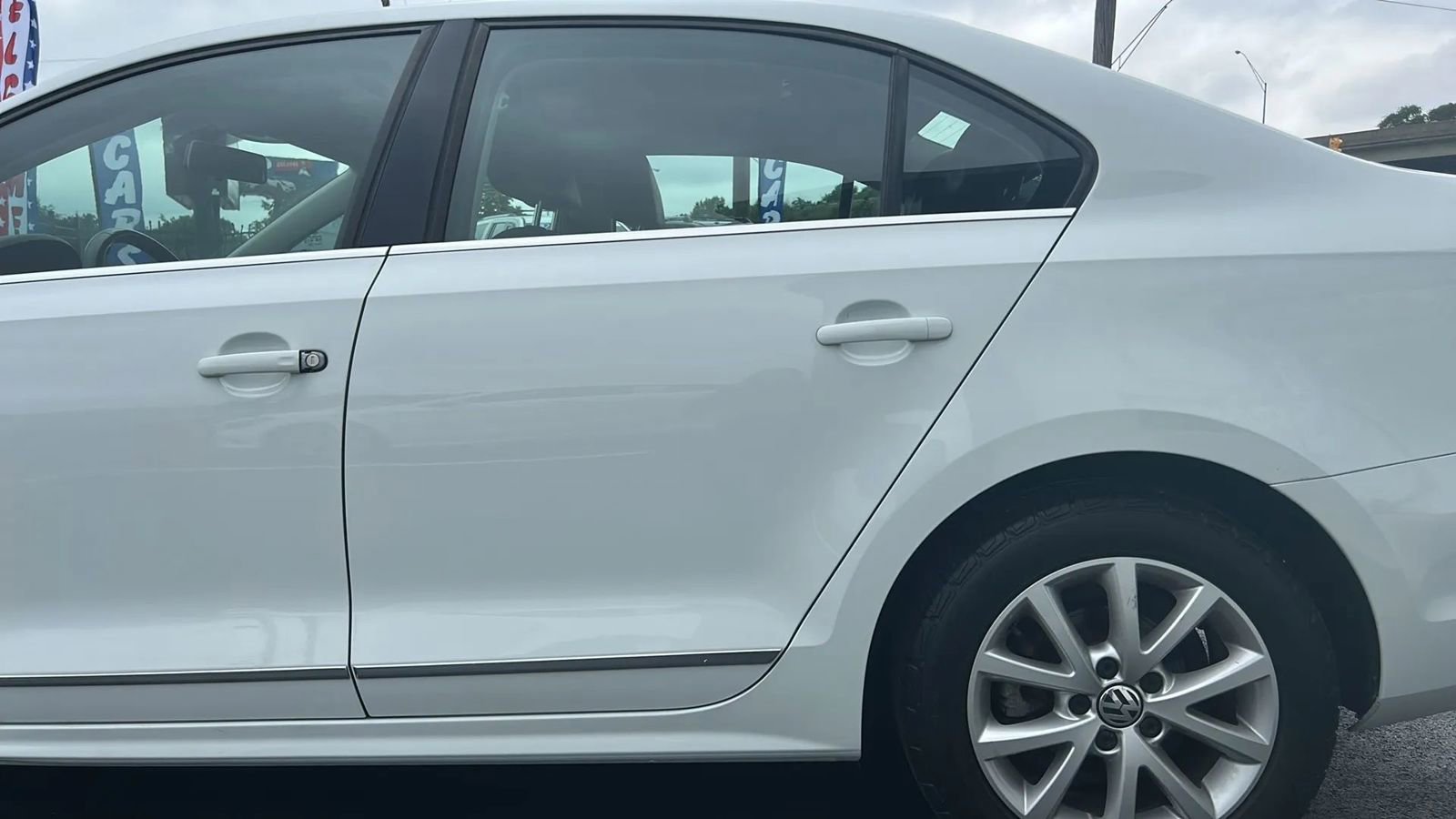 Used 2017 Volkswagen Jetta SEL image 44