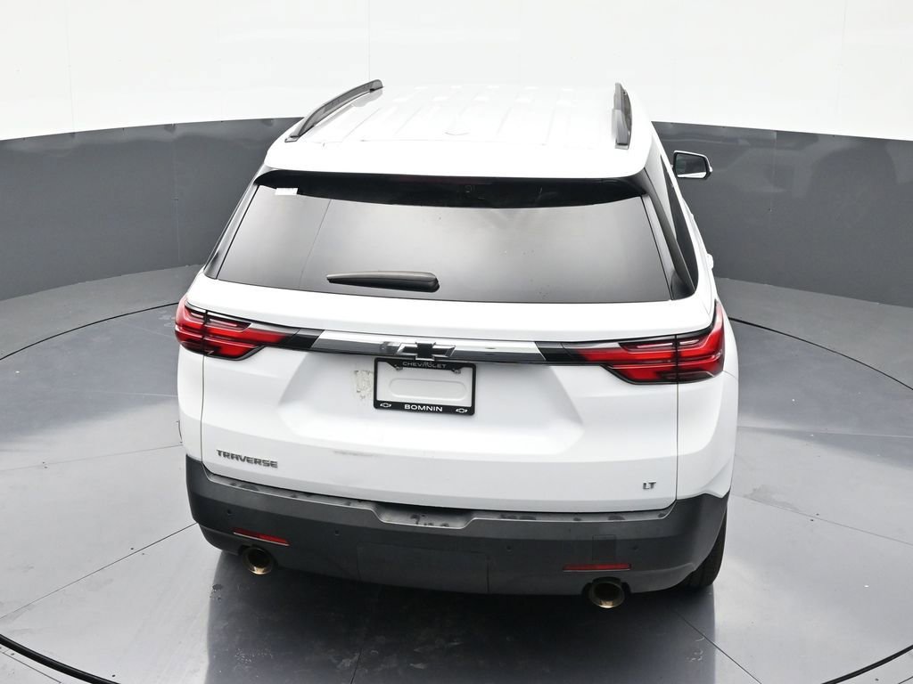 Used 2022 Chevrolet Traverse LT image 15