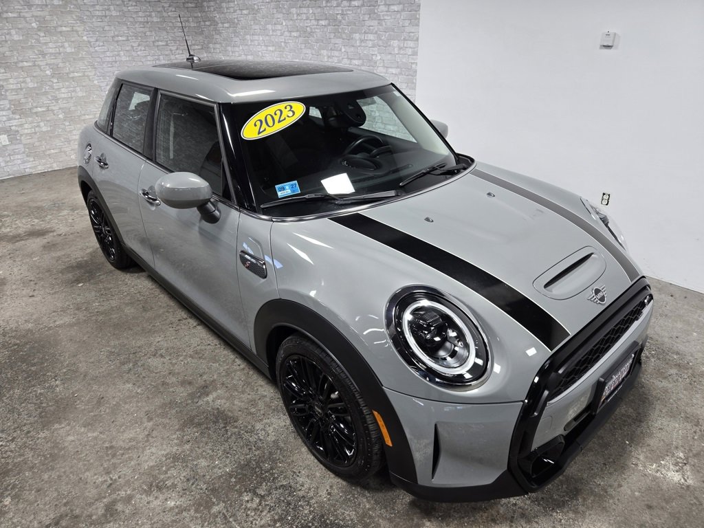 Used 2023 MINI Cooper S image 59