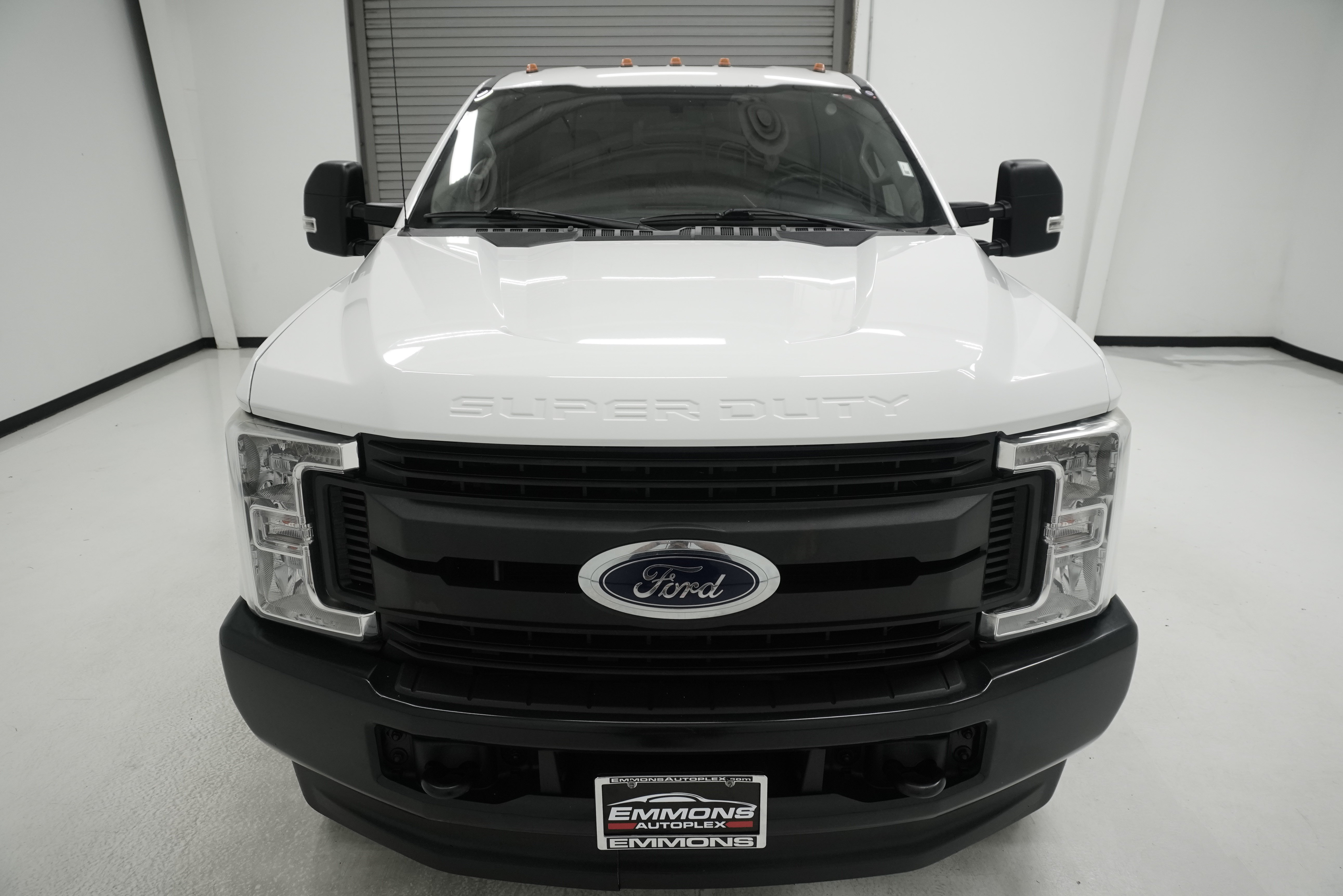 Used 2019 Ford F250 XL w/ Power Equipment Group AWD/4WD image 2