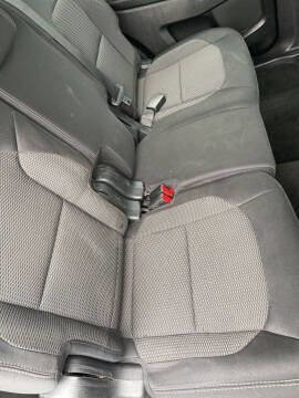 Used 2017 Ford Explorer XLT image 6