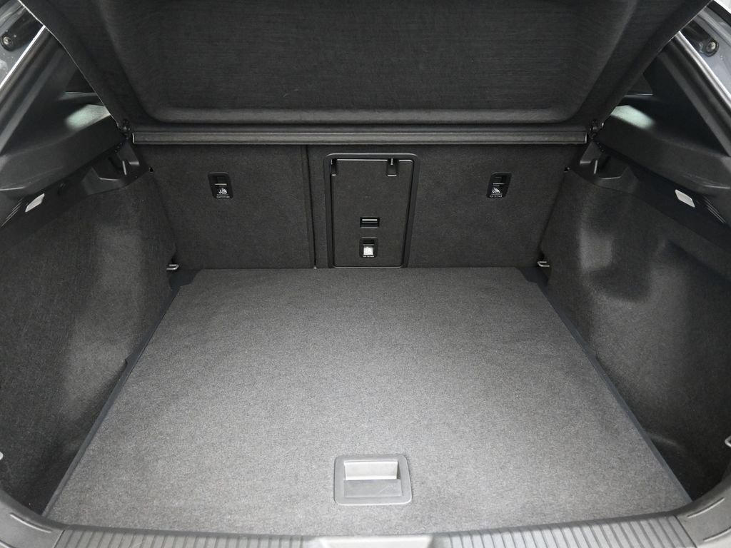 Used 2023 Volkswagen ID.4 Pro S image 19