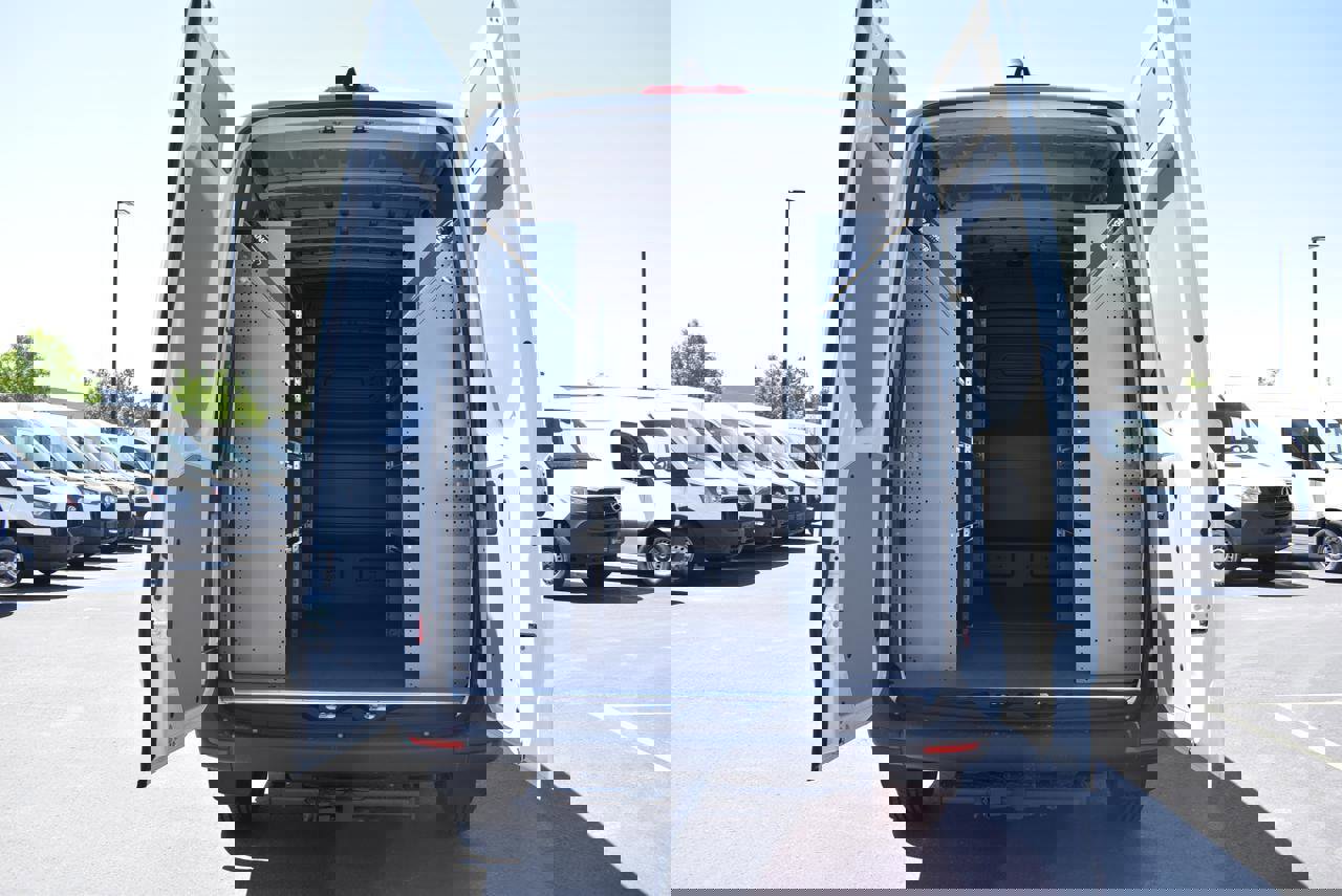 New 2025 Mercedes-Benz Sprinter 2500 image 7