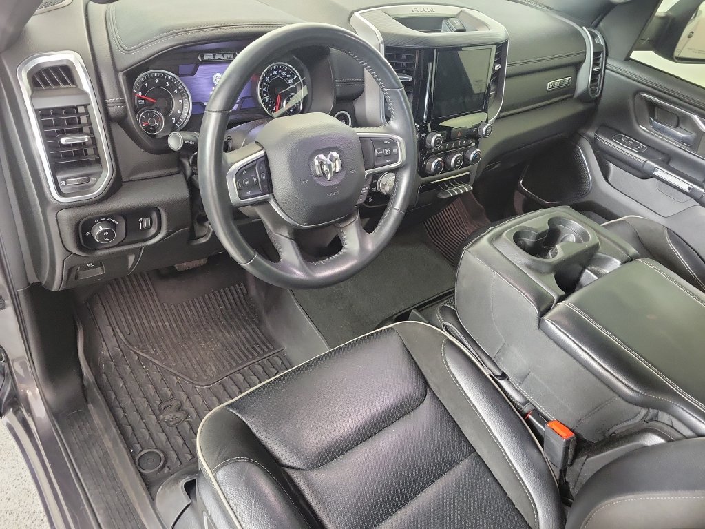 Used 2024 RAM 1500 Laramie AWD/4WD image 11