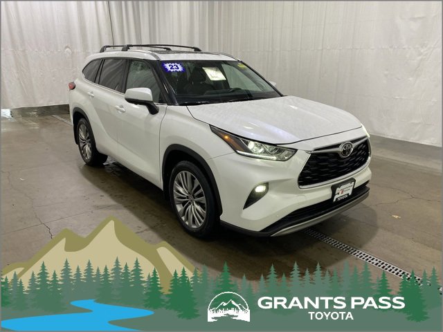Used 2023 Toyota Highlander Platinum