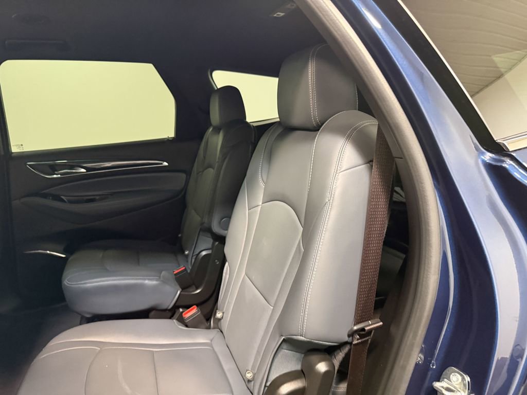 Used 2023 Buick Enclave Essence AWD/4WD image 48