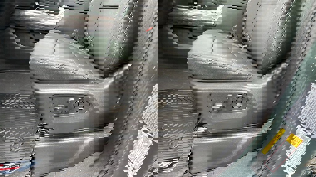 New 2026 Chevrolet Silverado 2500 LTZ w/ LTZ Convenience Package image 14