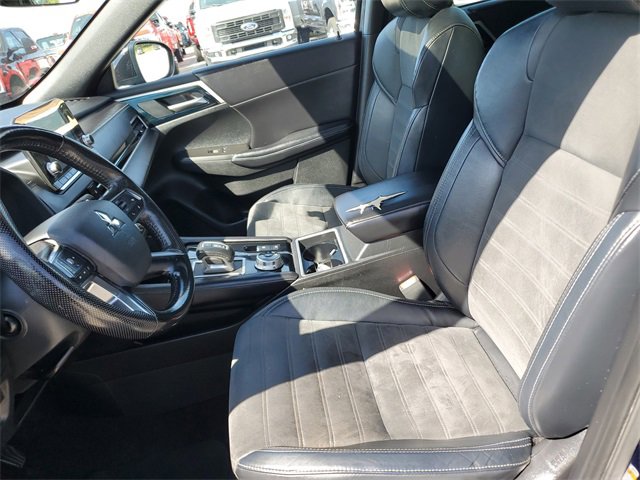 Used 2022 Mitsubishi Outlander SE image 29