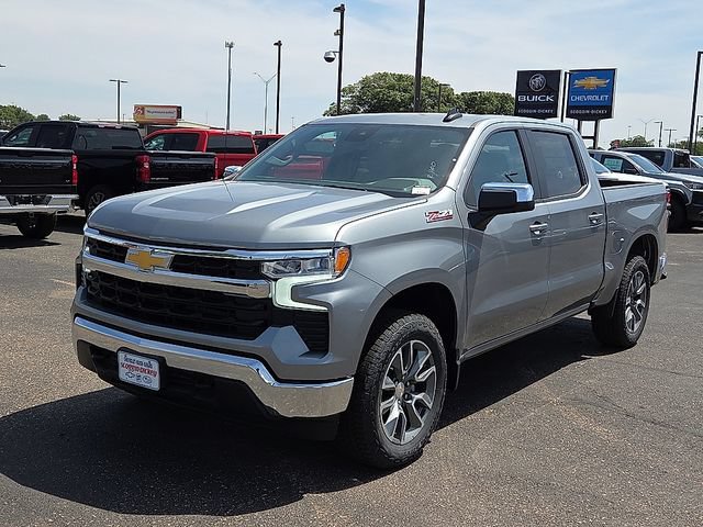 New 2026 Chevrolet Silverado 1500 LT w/ Z71 Off-Road Package AWD/4WD image 1