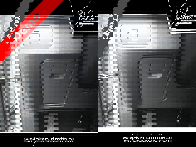 New 2025 Volvo XC90 B5 Core w/ Protection Package image 16