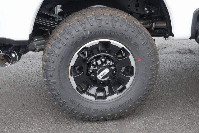 New 2026 Ford F350 King Ranch w/ Tremor Off-Road Package image 14