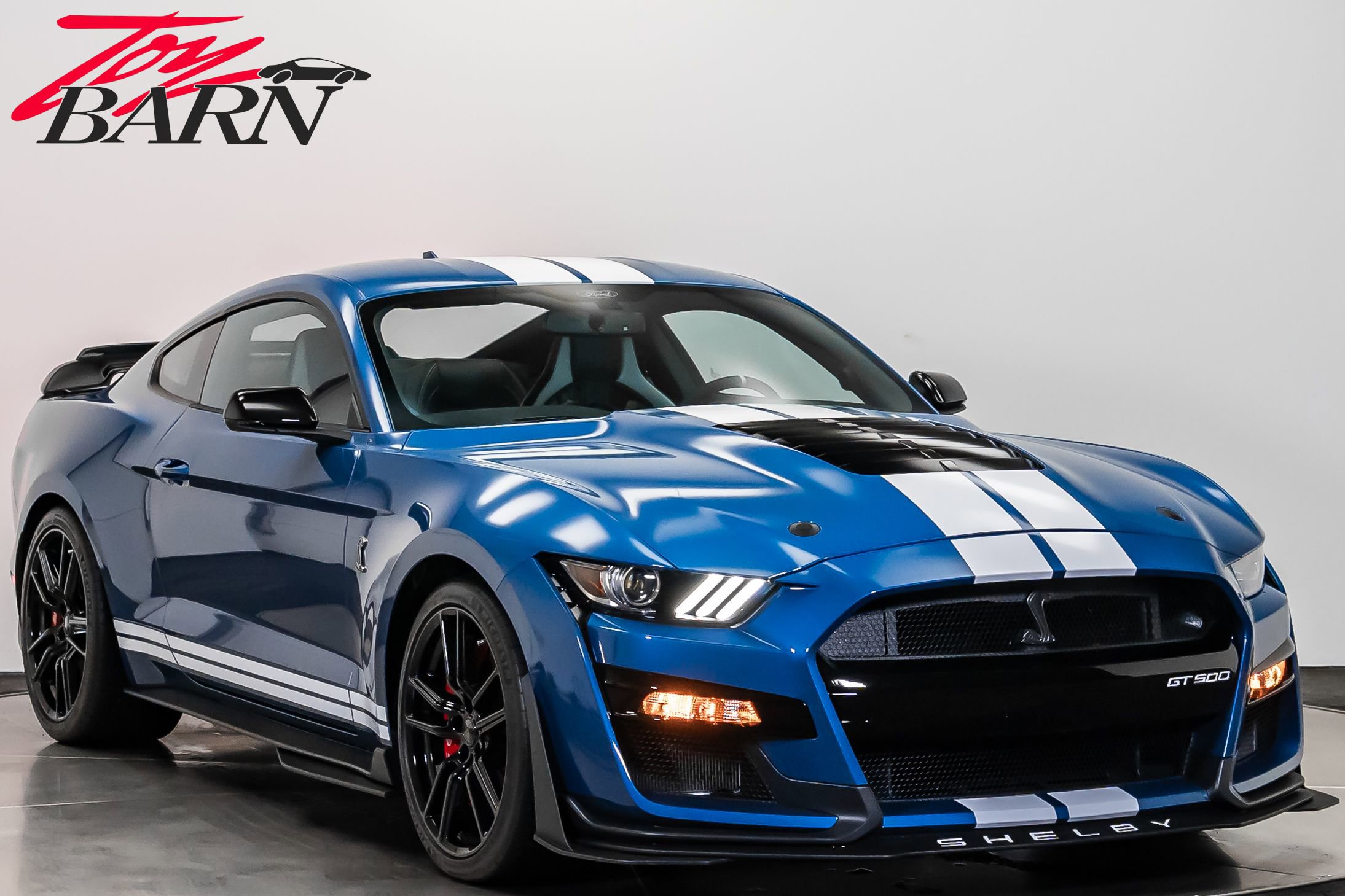 Used 2021 Ford Mustang Shelby GT500 w/ Technology Package image 7