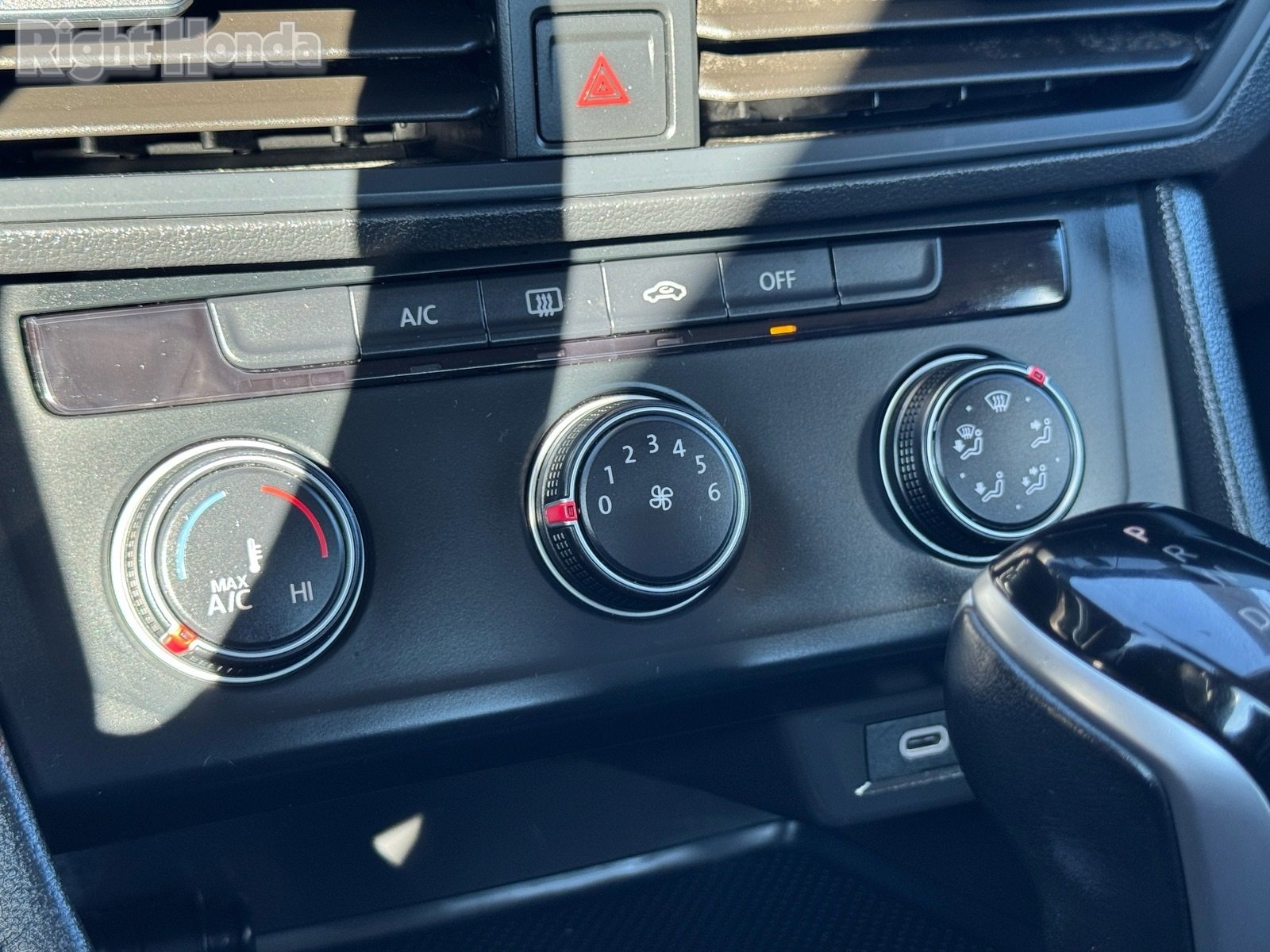 Used 2024 Volkswagen Jetta S image 20