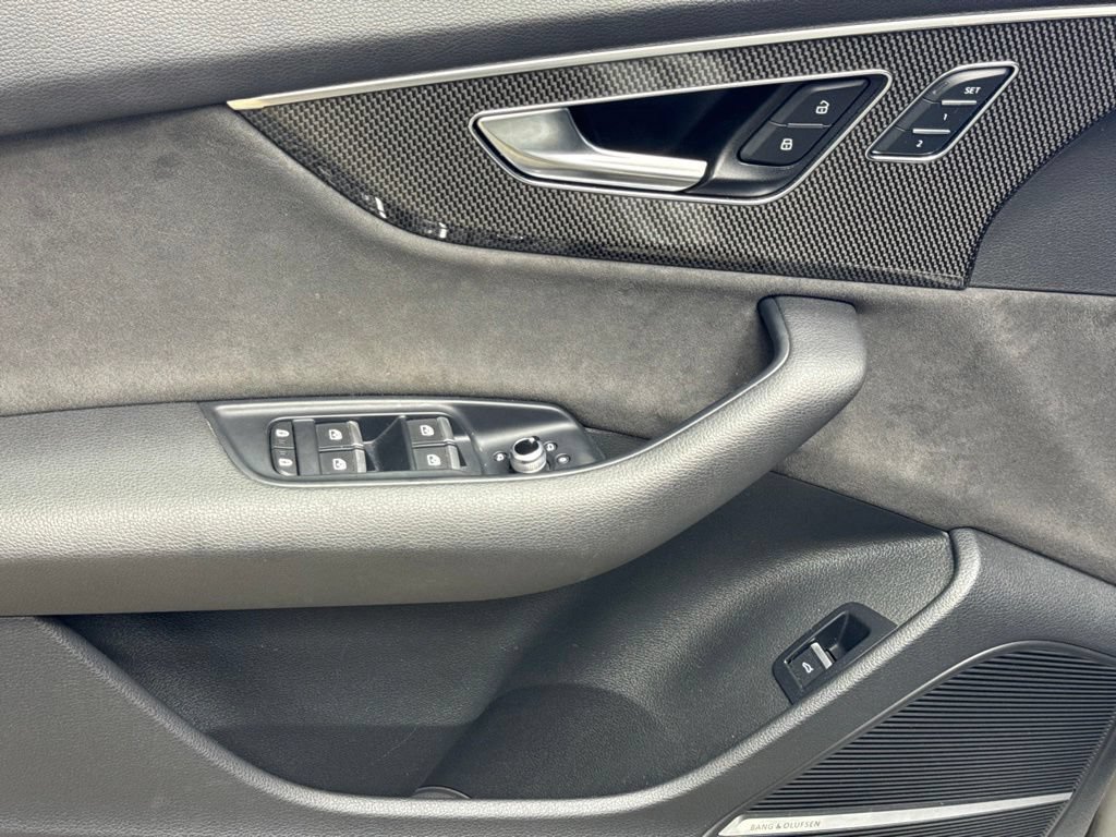 Used 2021 Audi SQ7 Premium Plus AWD/4WD image 8