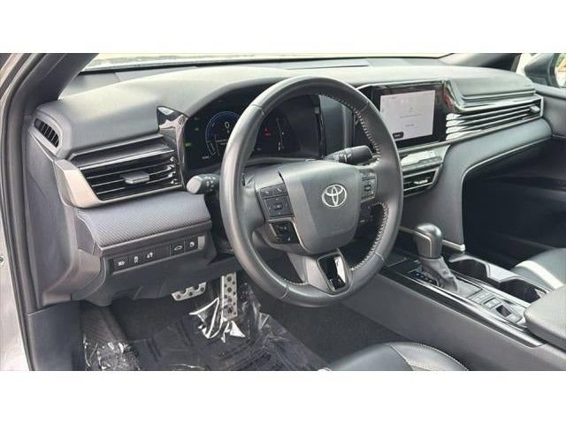 Used 2025 Toyota Camry SE FWD image 22