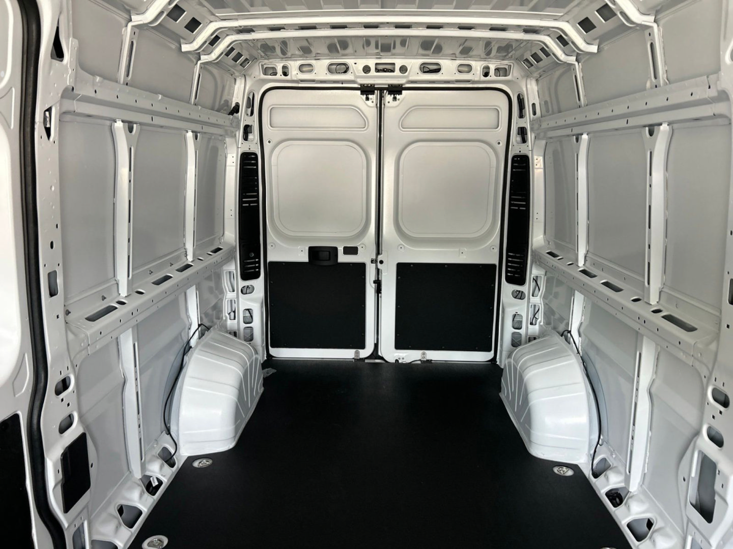 New 2026 RAM ProMaster 2500 w/ Advanced Safety Group FWD image 13