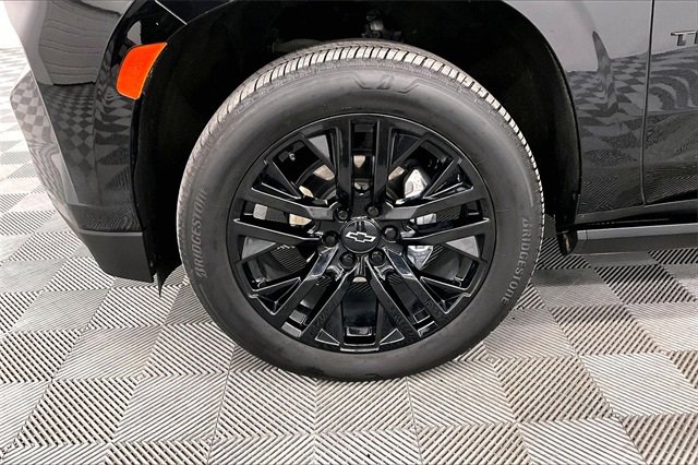 Used 2024 Chevrolet Tahoe High Country image 9
