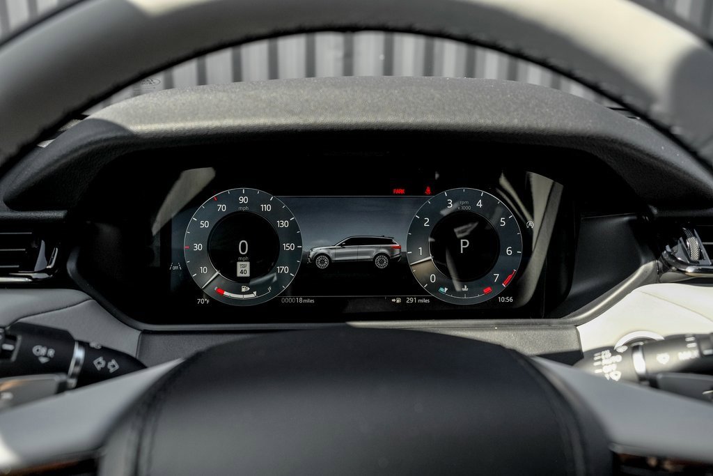 New 2026 Land Rover Range Rover Velar S image 12