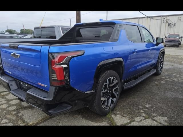 Used 2025 Chevrolet Silverado EV RST AWD/4WD image 2