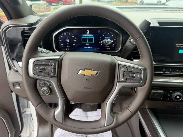 New 2026 Chevrolet Silverado 2500 LTZ w/ LTZ Convenience Package AWD/4WD image 7