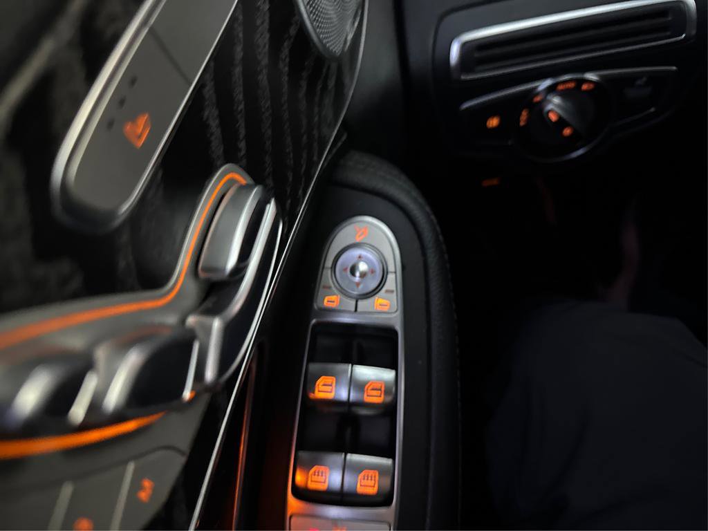 Used 2015 Mercedes-Benz C 300 4MATIC Sedan image 29