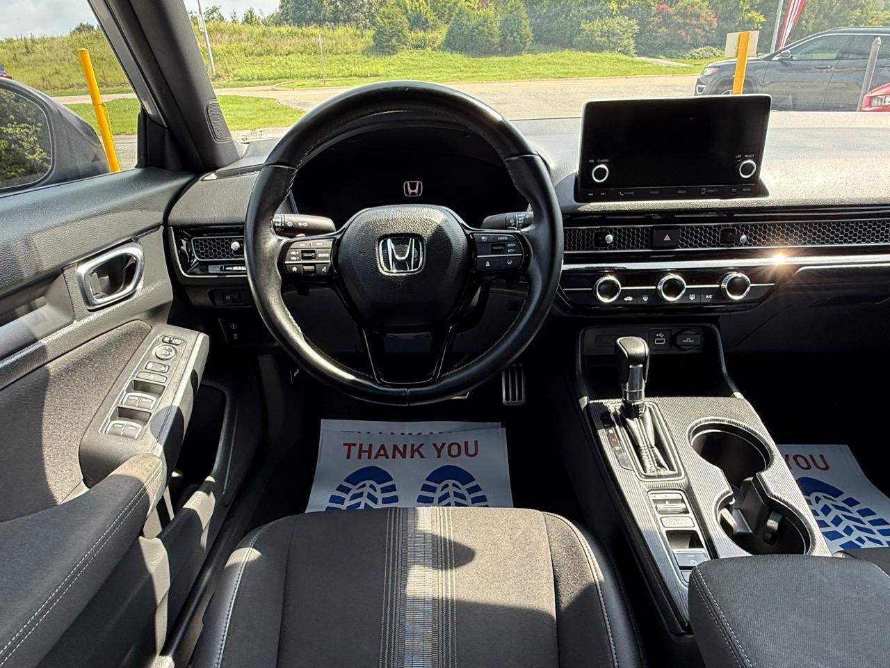 Used 2023 Honda Civic Sport image 11