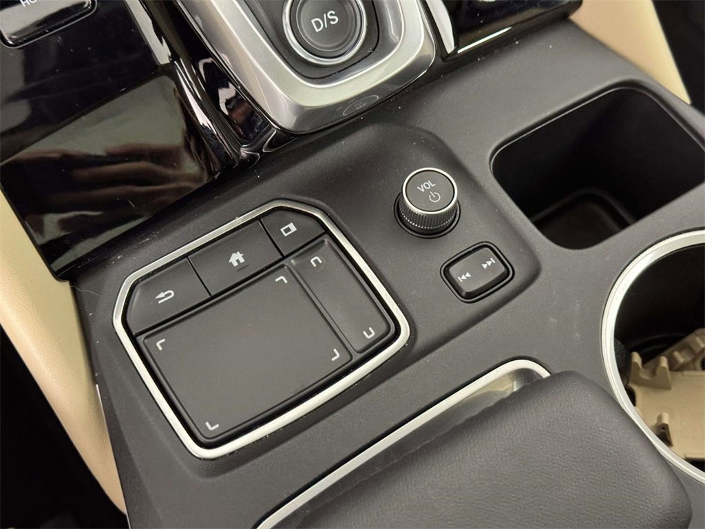 Used 2024 Acura MDX SH-AWD w/ Technology Package image 30
