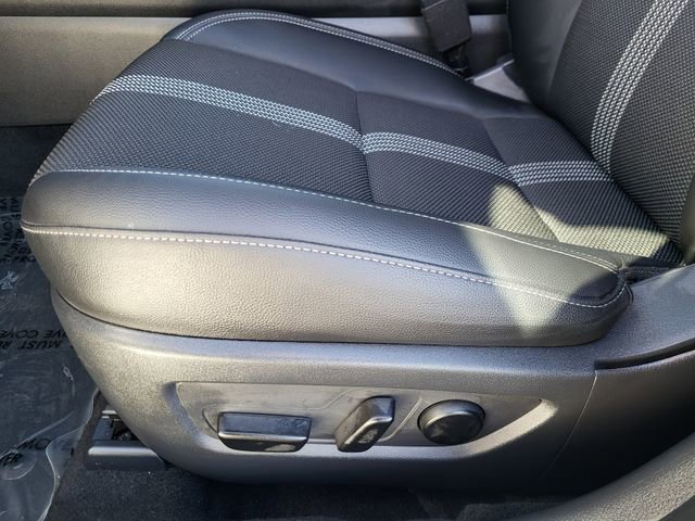 Used 2025 MAZDA CX-50 AWD 2.5 S w/ Premium Package image 14