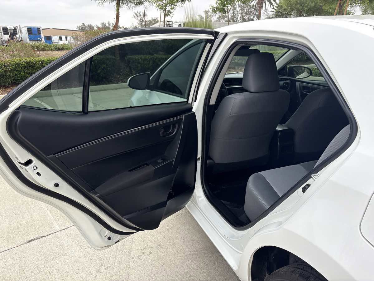 Used 2019 Toyota Corolla L w/ Carpet Mat Package (TMS) image 13