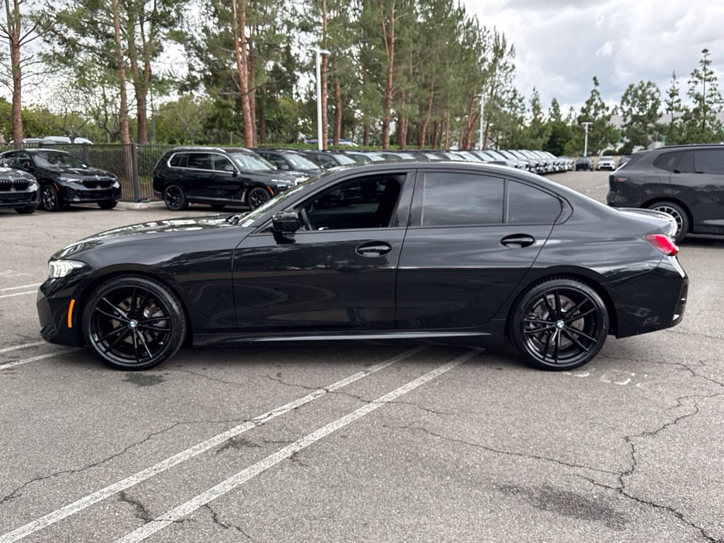 Used 2024 BMW 330i Sedan w/ M Sport Package RWD image 13
