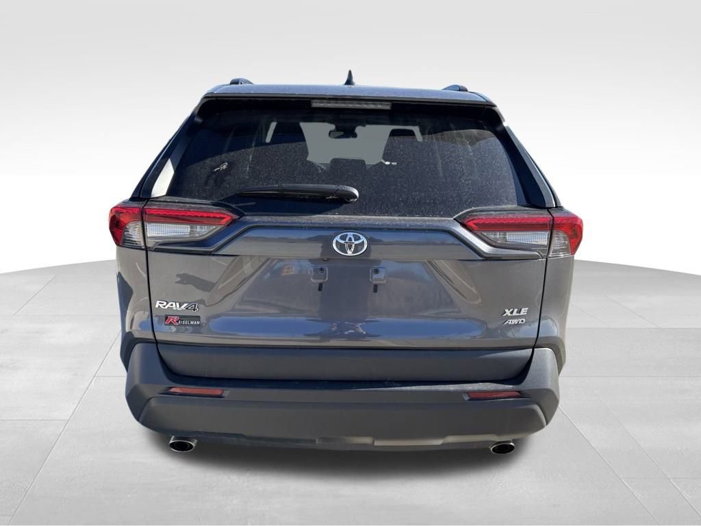 Used 2024 Toyota RAV4 XLE image 4