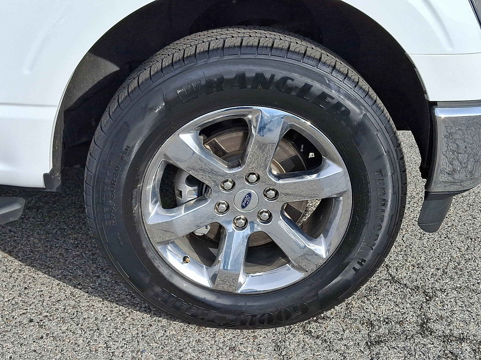 Certified 2022 Ford F150 XLT w/ Equipment Group 302A High image 11