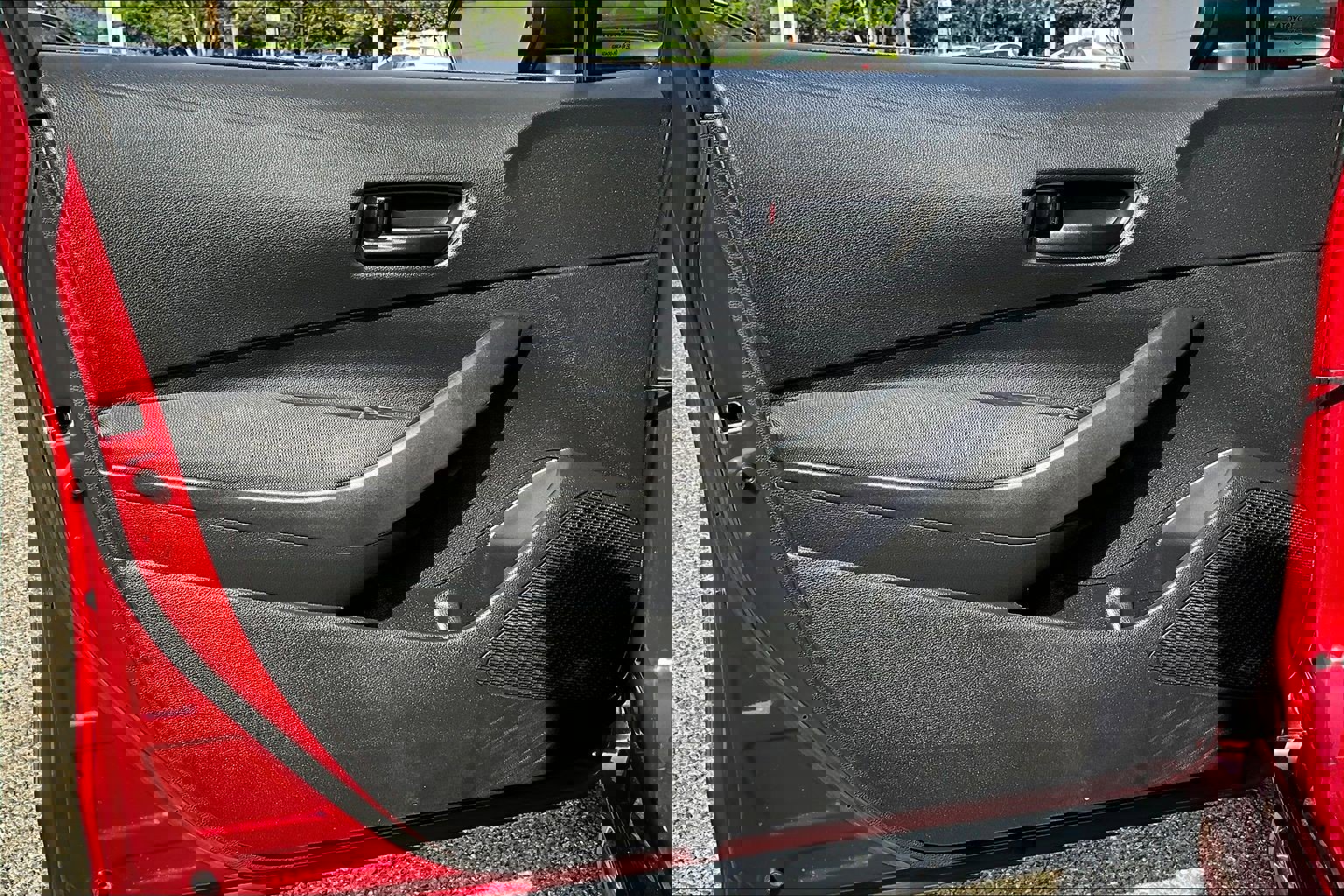 Used 2022 Toyota Corolla LE FWD image 17