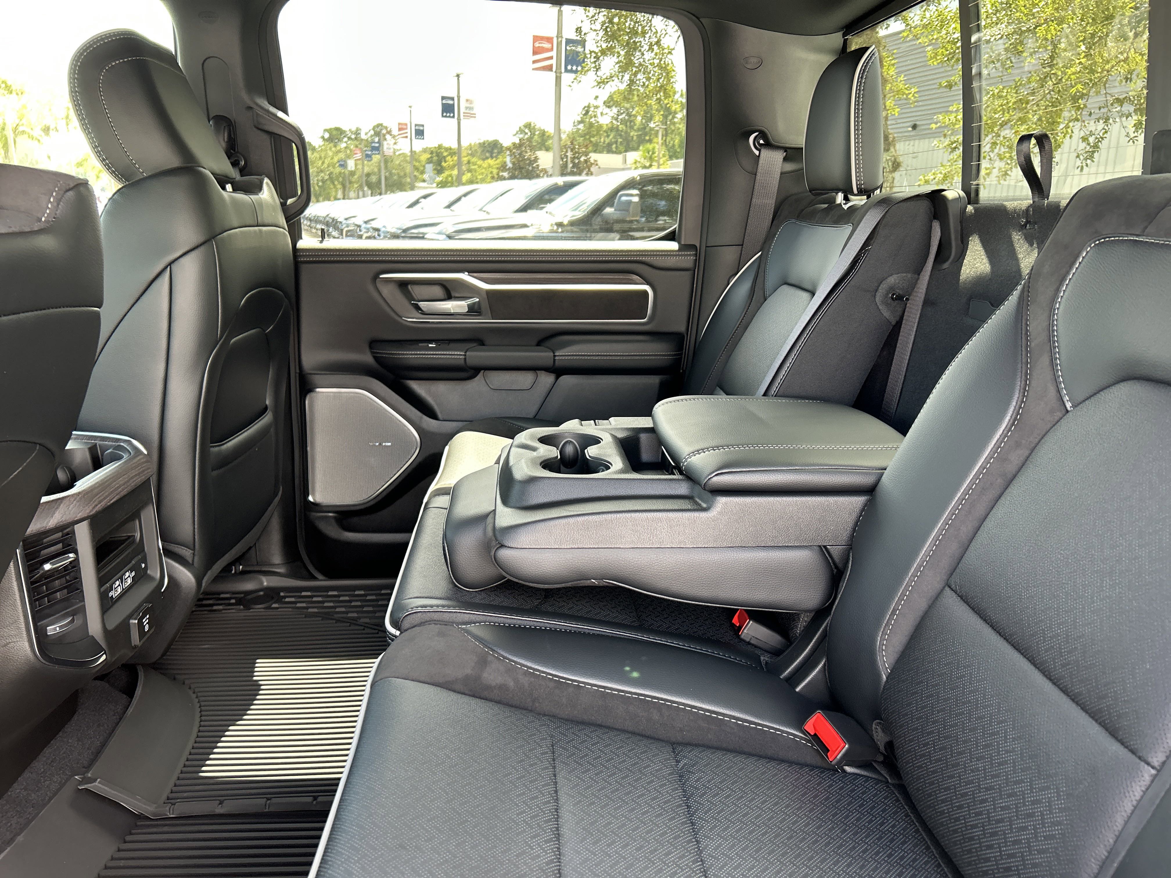 New 2026 RAM 1500 Laramie w/ Night Edition image 39