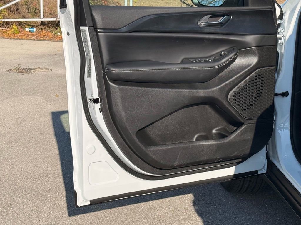 New 2026 Jeep Grand Cherokee Laredo image 26