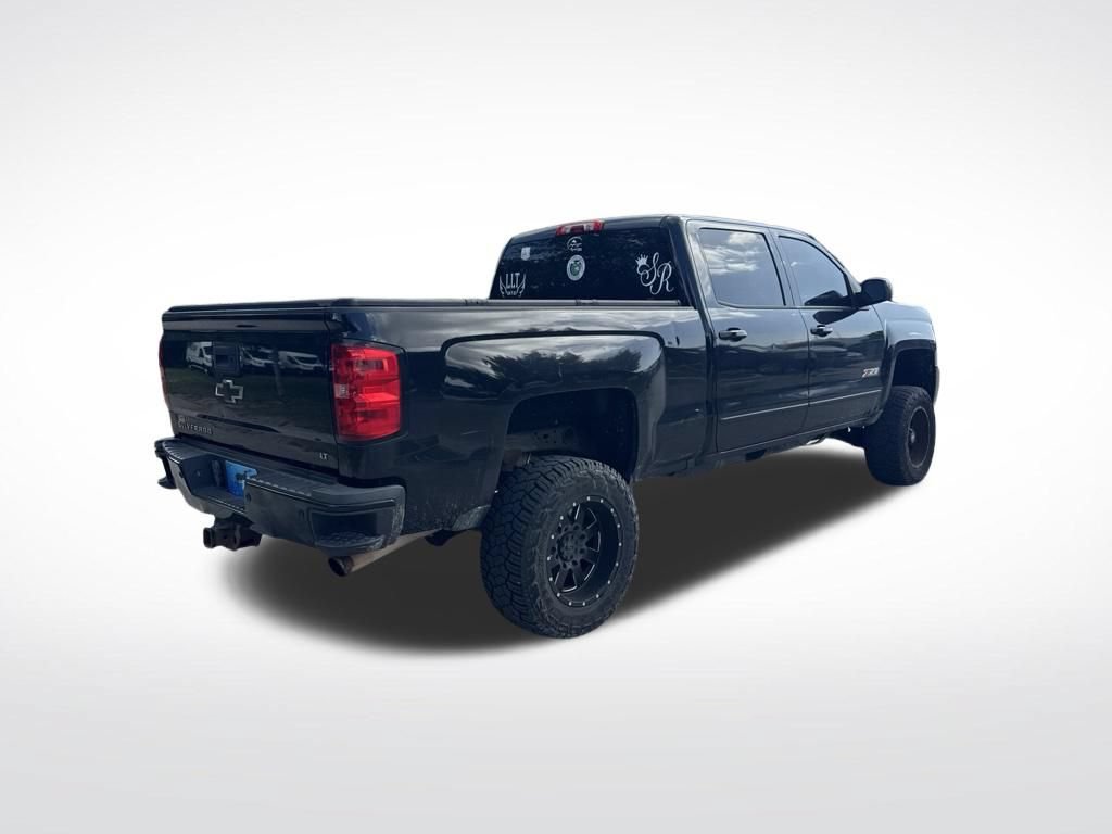 Used 2016 Chevrolet Silverado 2500 LT w/ Midnight Edition AWD/4WD image 5