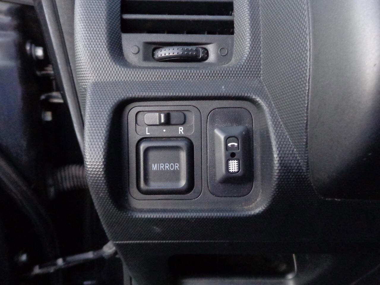 Used 2008 Honda Fit image 21