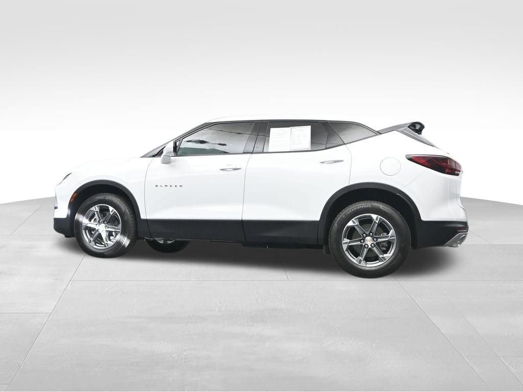 Used 2025 Chevrolet Blazer LT image 31