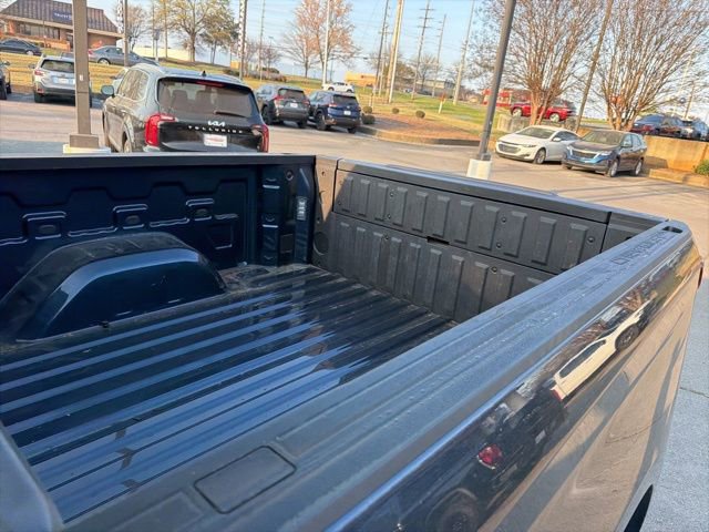 Used 2022 Chevrolet Silverado 1500 Custom image 10