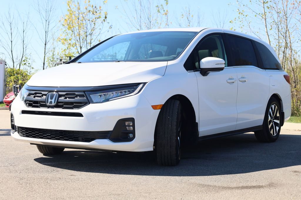 New 2026 Honda Odyssey EX-L image 3